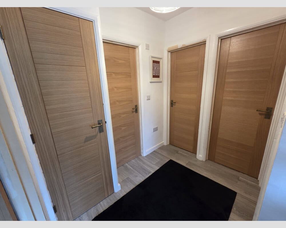 2032 x 813 x 44mm FD30 (32") Iseo Oak - Prefinished Fire Door